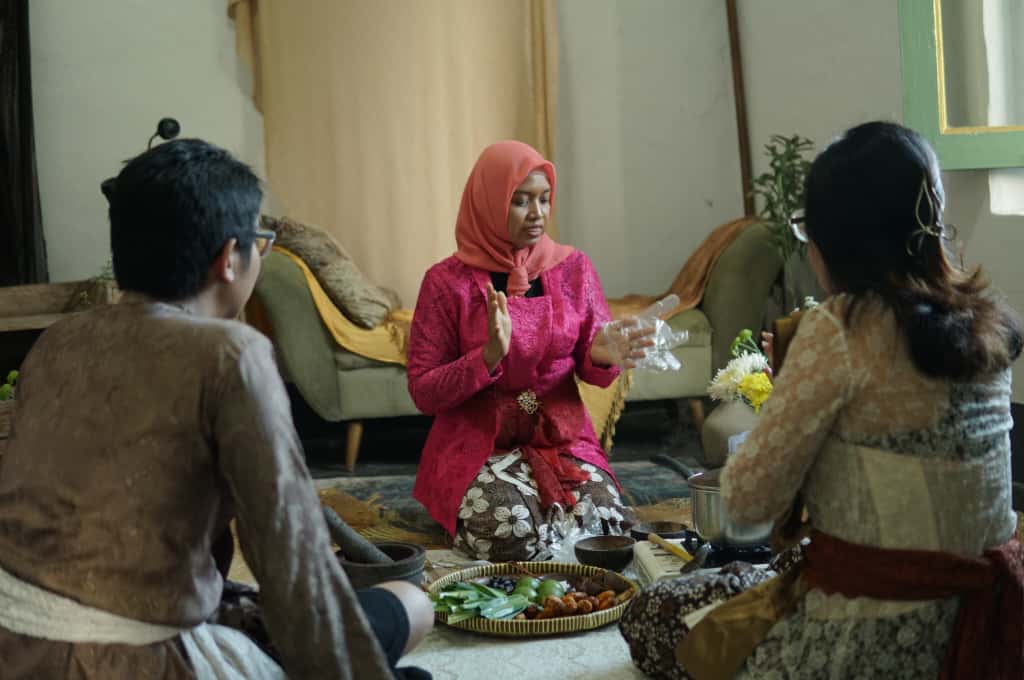 Workshop Minuman Rempah Kunir Asem – Ramen Jawi X Yoga Djaya